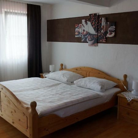 Pension Burger B&B Weibersbrunn Exterior foto