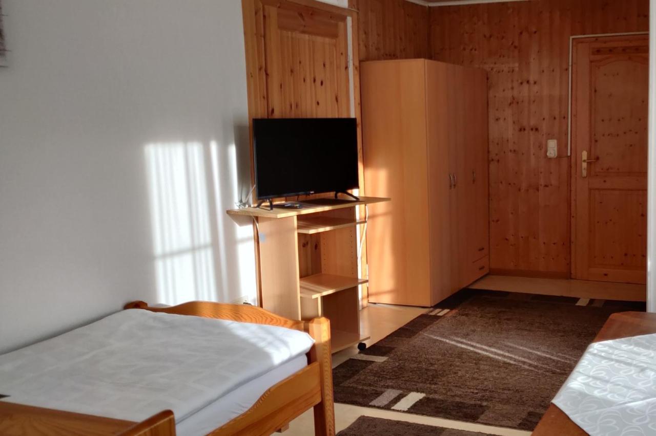 Pension Burger B&B Weibersbrunn Exterior foto